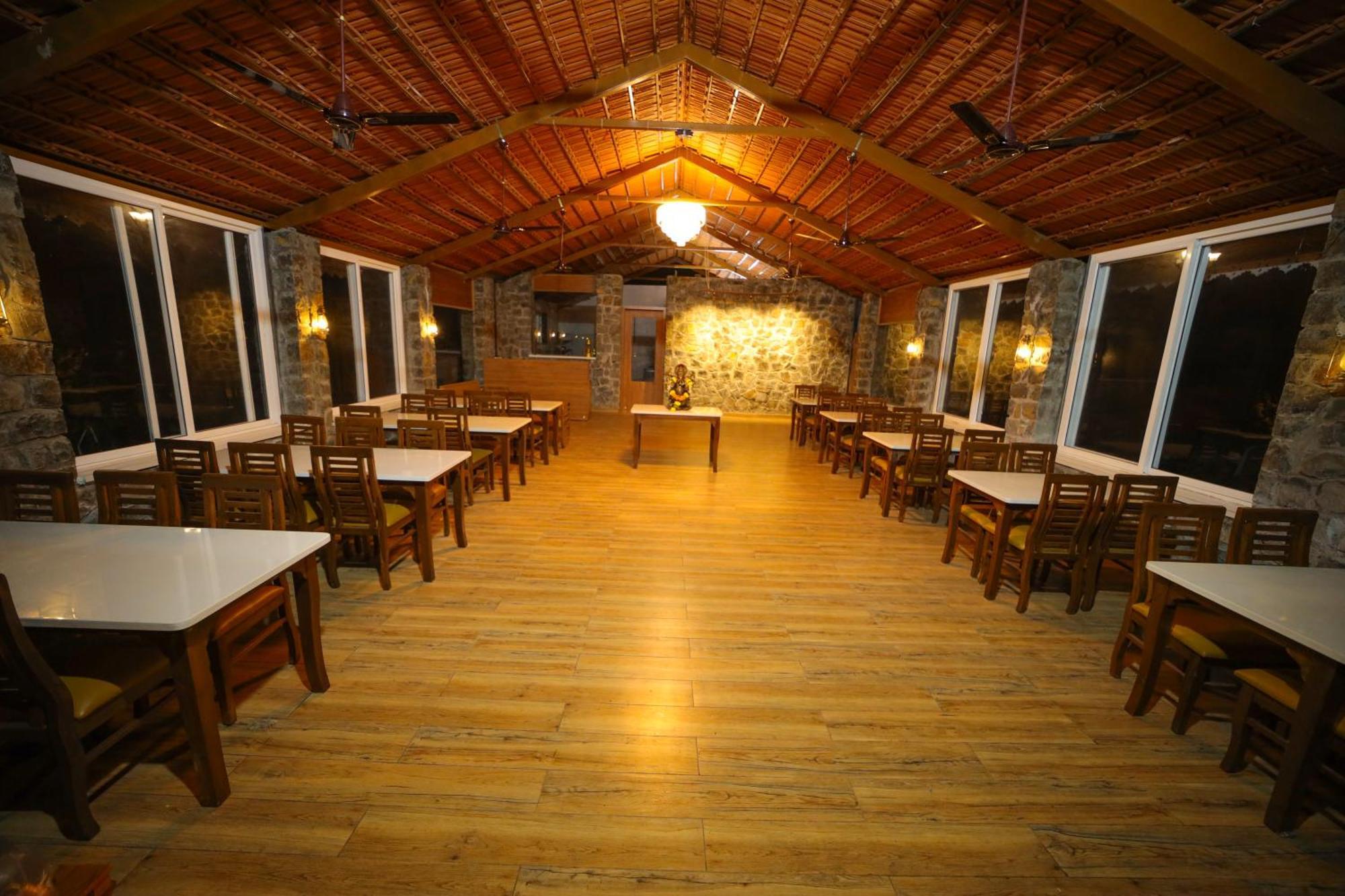 Eshi Resorts And Restaurant - Bhimashankars Jungle Luxury Resort Taleghar Luaran gambar
