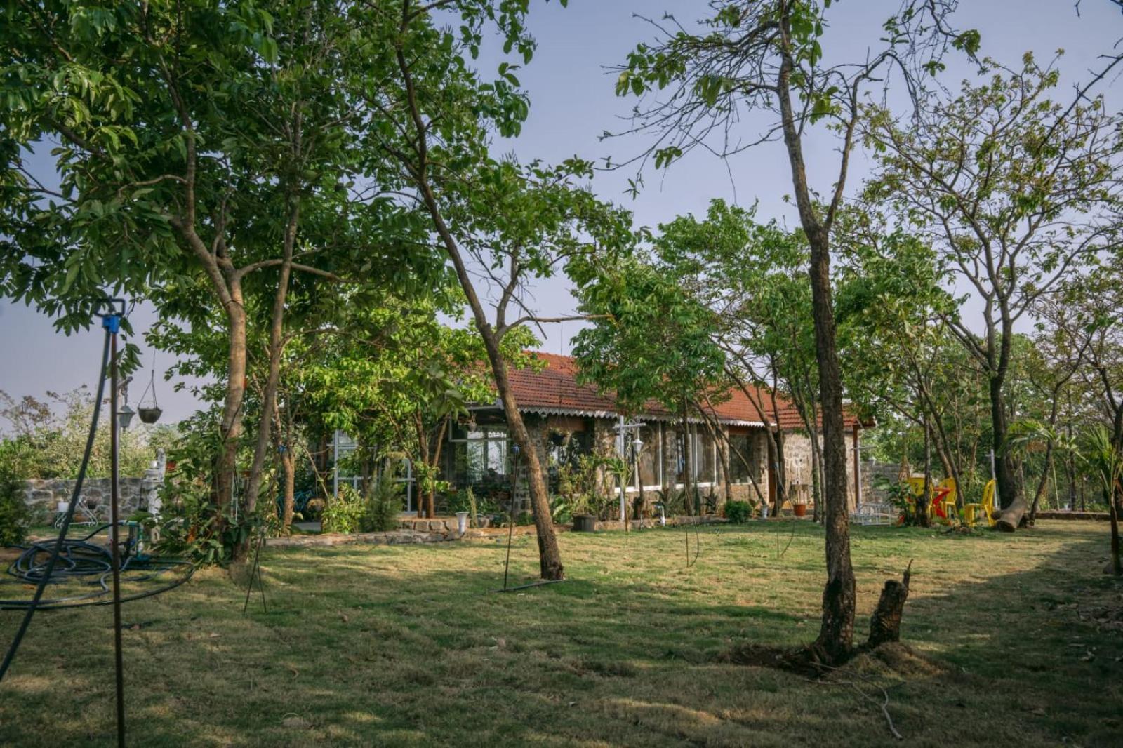 Eshi Resorts And Restaurant - Bhimashankars Jungle Luxury Resort Taleghar Luaran gambar